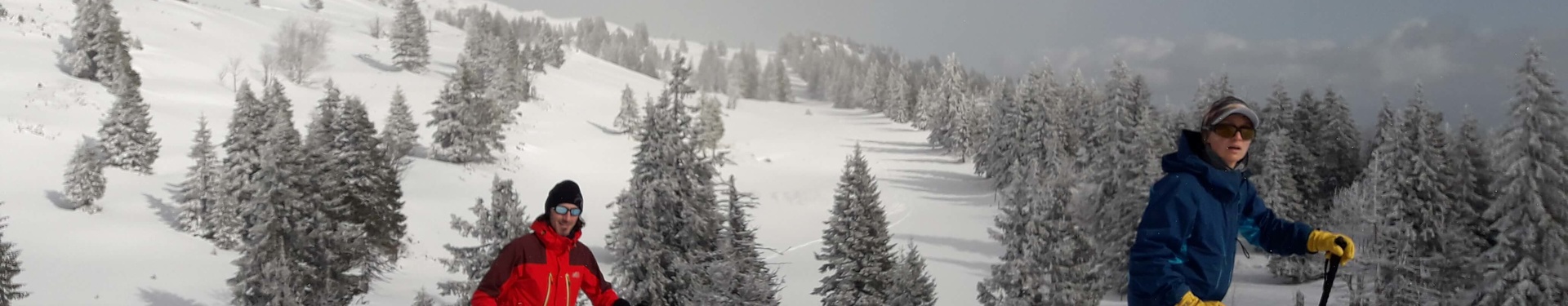 Randonnée guidée en ski et pulka dans le Jura Suisse