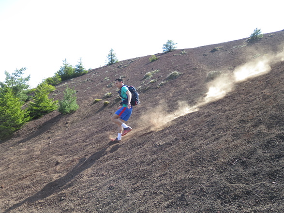 Randonnée sur les volcans d'Auvergne (Puy de la Vache)