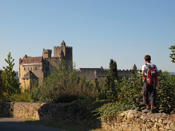 Hiking in the Périgord with Aluna Voyages