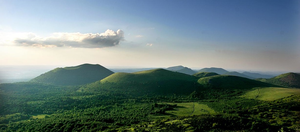 Auvergne chaine des puys avec Aluna Voyages