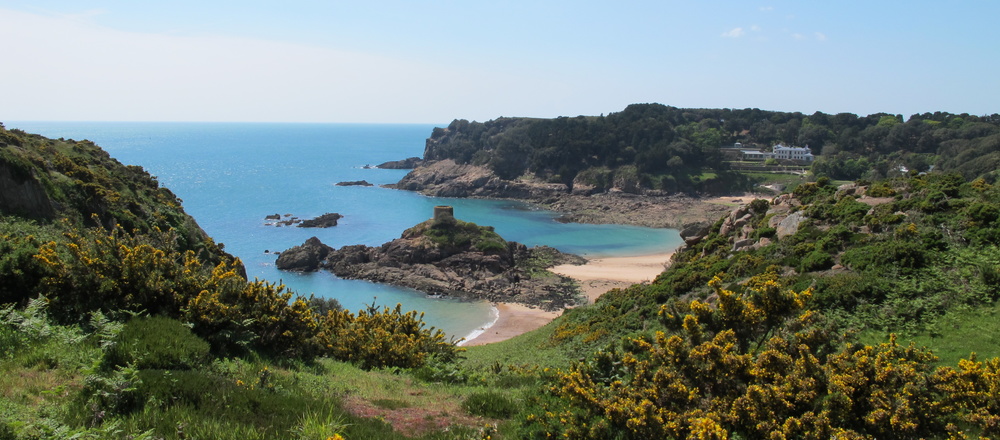 Iles anglo normandes en randonnée avec aluna voyages