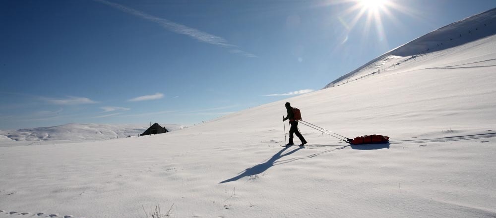 camping d'hiver en raquettes à neige avec Aluna Voyages