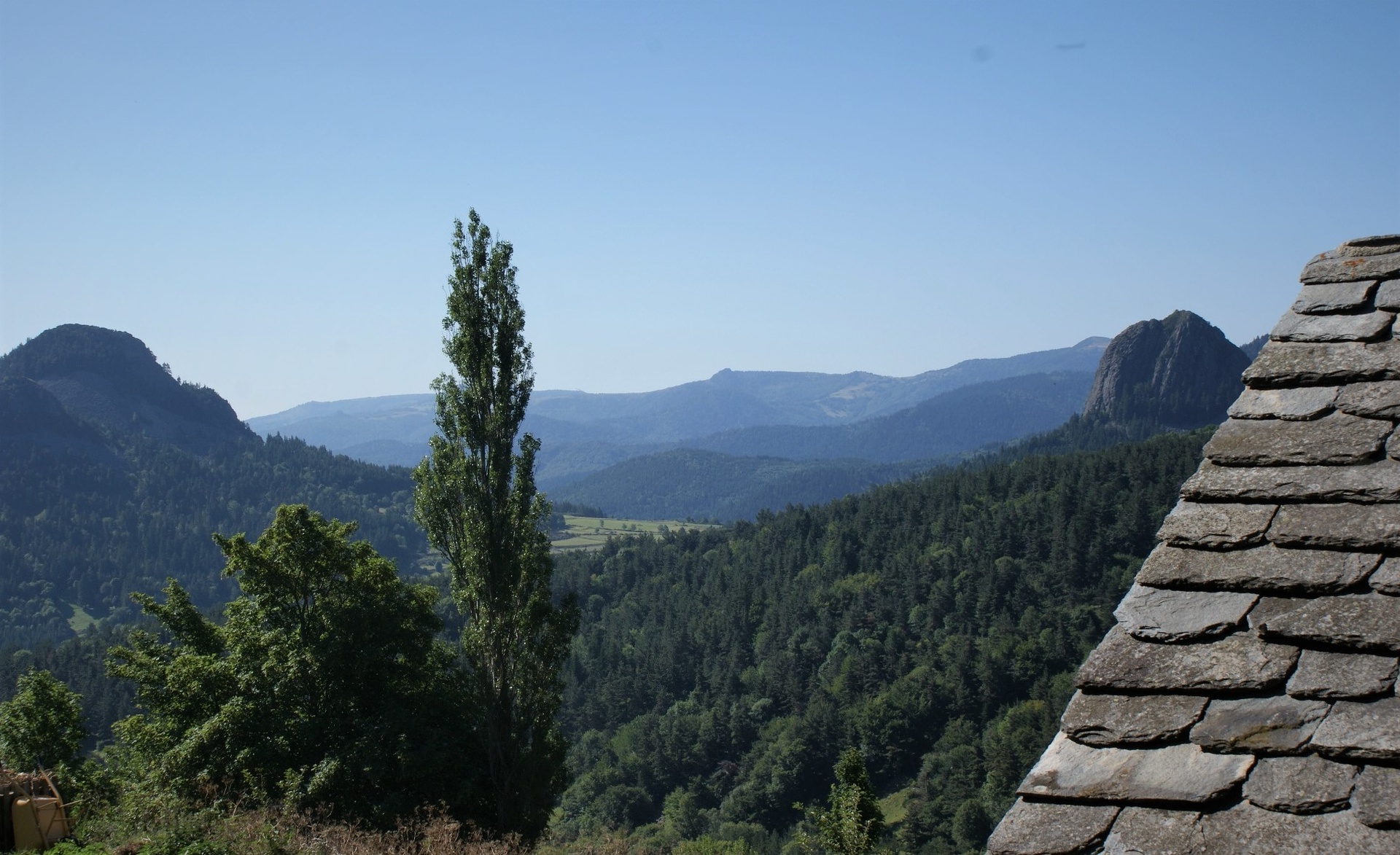 Rando liberté : partage des eaux et GR®7 des Monts d’Ardèche | Aluna Voyages