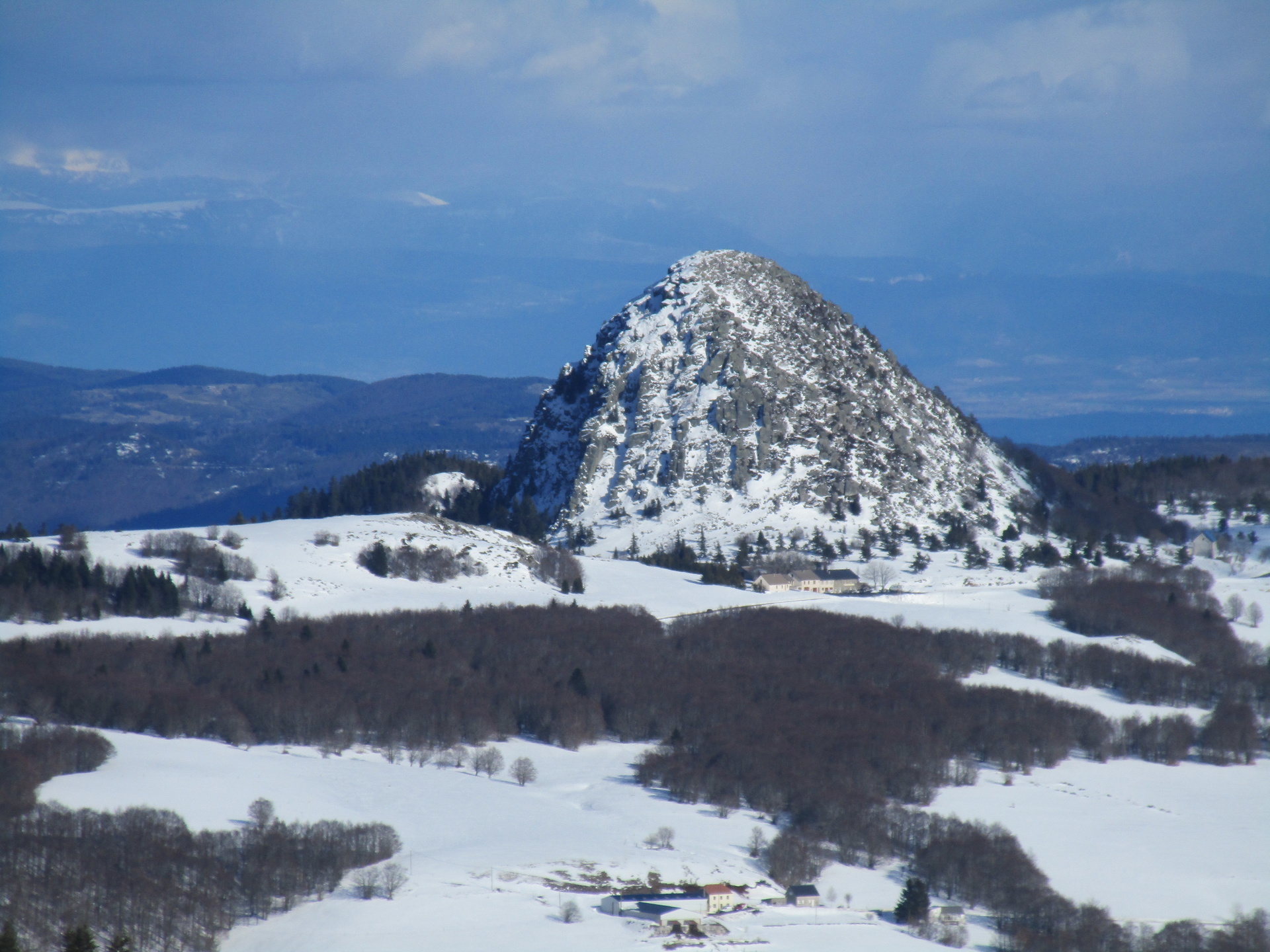 Randonnée en liberté de 7 jours sur les Monts d'Ardèche en raquettes