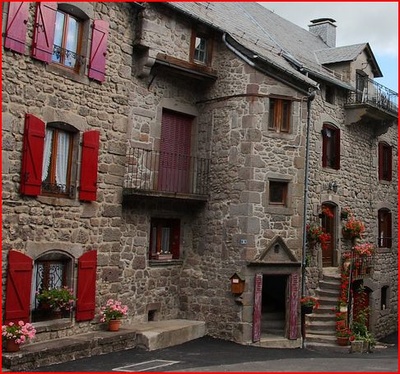 Hiking and Heritage on the Auvergne Volcanoes
